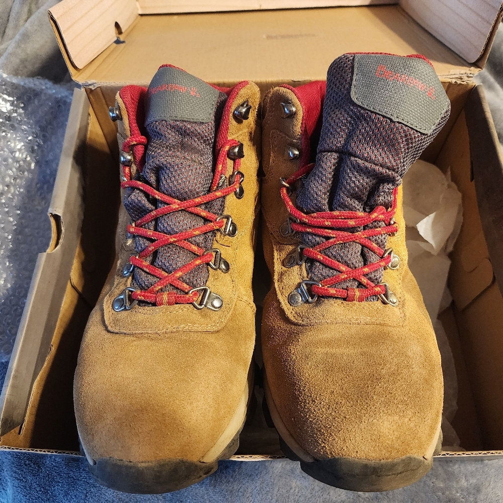 BearPaw Tan and Red Women' Boots 10M - Picture 5 of 8